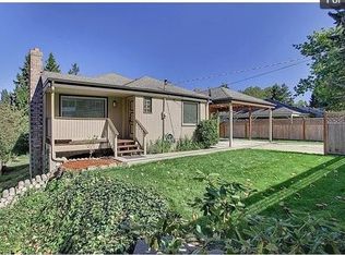 9032 Sand Point Way NE, Seattle, WA 98115
