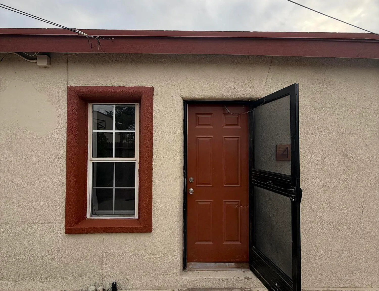 1 bed, 1.0 bath, 500 sqft, $600 — Photo 1