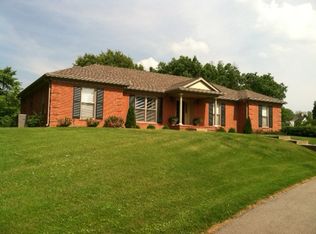 13800 Fairway Ln, Goshen, KY 40026