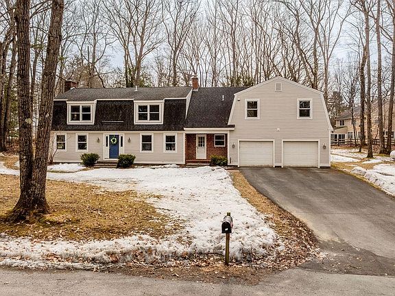 2nd image of 66 Oak Ridge Road