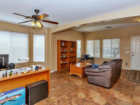 3rd image of 15446 W Hope Dr