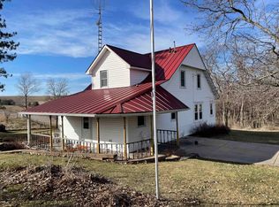 E4107 Lake Rd, Hillpoint, WI 53937