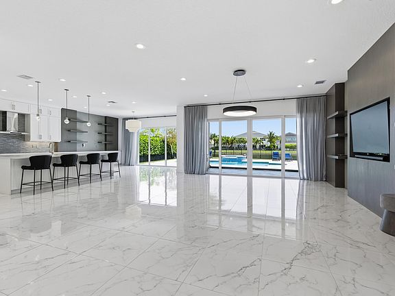 4th image of 11823 Windy Forest Way