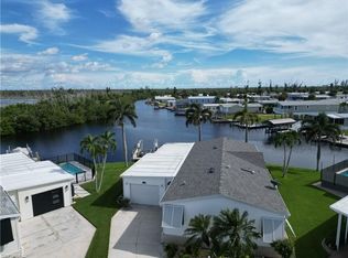 17741 Canal Cove CT, FORT MYERS BEACH, FL 33931