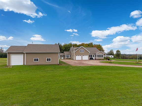 3rd image of 1729 New Glasgow Rd Lot 26-2
