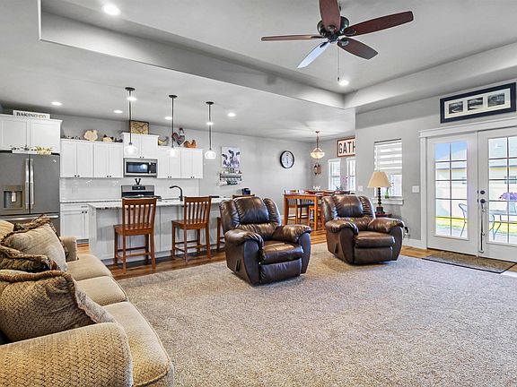 5th image of 2791 Whispering Pine Dr