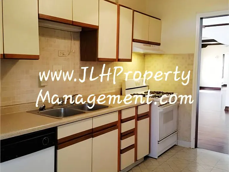 624 W Stephenson St #3 — Photo 7