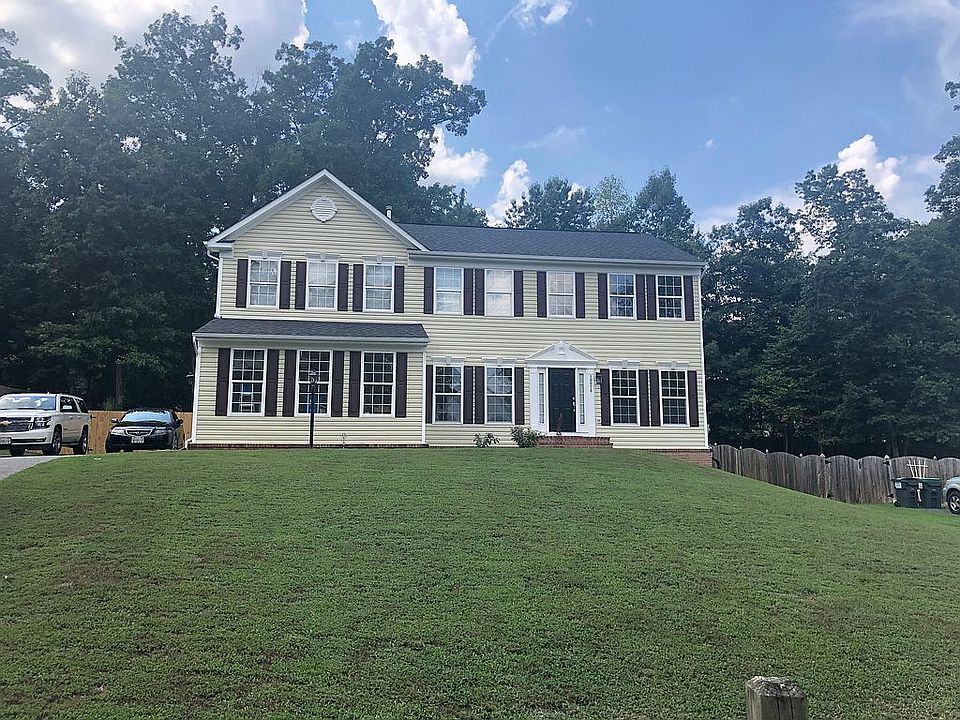 2nd image of 10918 Park Ridge Rd