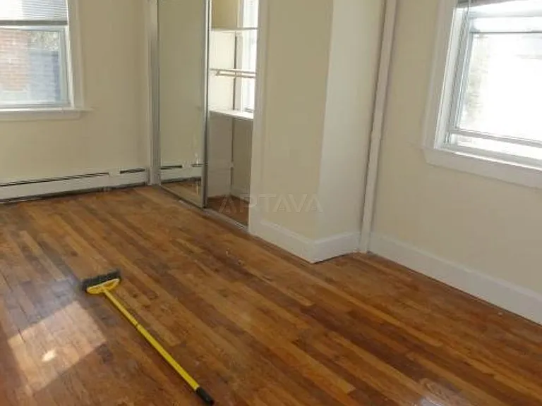 6 Lincoln Ave — Photo 1