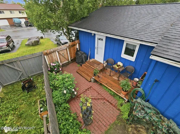 3481 Harrier Cir, Anchorage, AK 99504