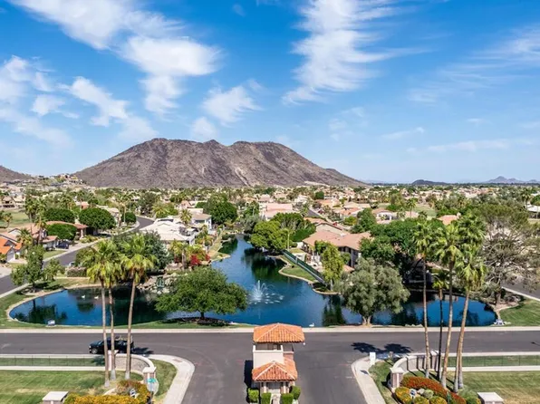 5811 W DEL LAGO Circle, Glendale, AZ 85308