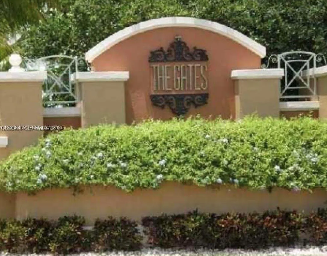 The Gates At Doral Isles — Photo 1