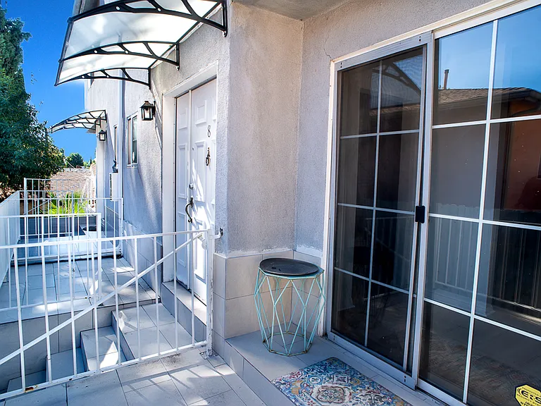 15920 Sherman Way #8 — Photo 5