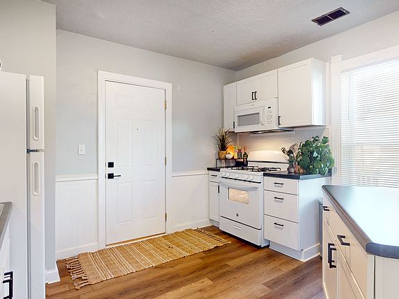 4th image of 905 Chatham St NW #2