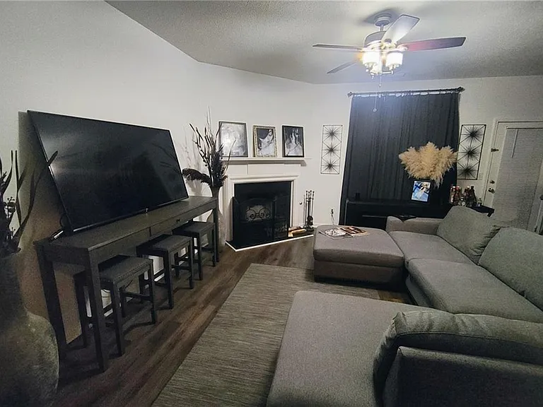 11993 Red Ivy Ln — Photo 10