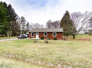 1243 Idlewood Dr, Mogadore, OH 44260