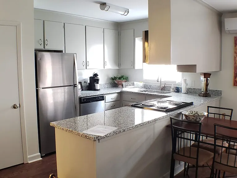 1608 Glenwood Ave #N — Photo 5