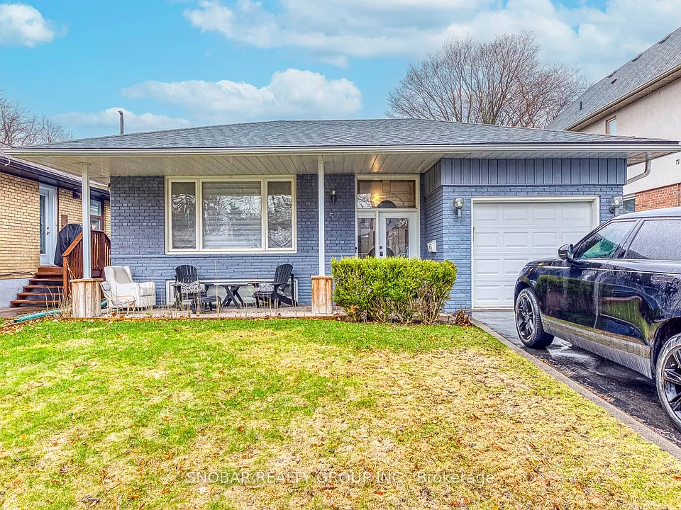 52 Decarie Cir