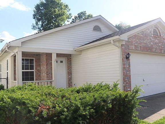 4th image of 711 Deer Trail Dr
