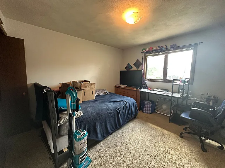 1122-1124 Waunakee Duplex — Photo 13