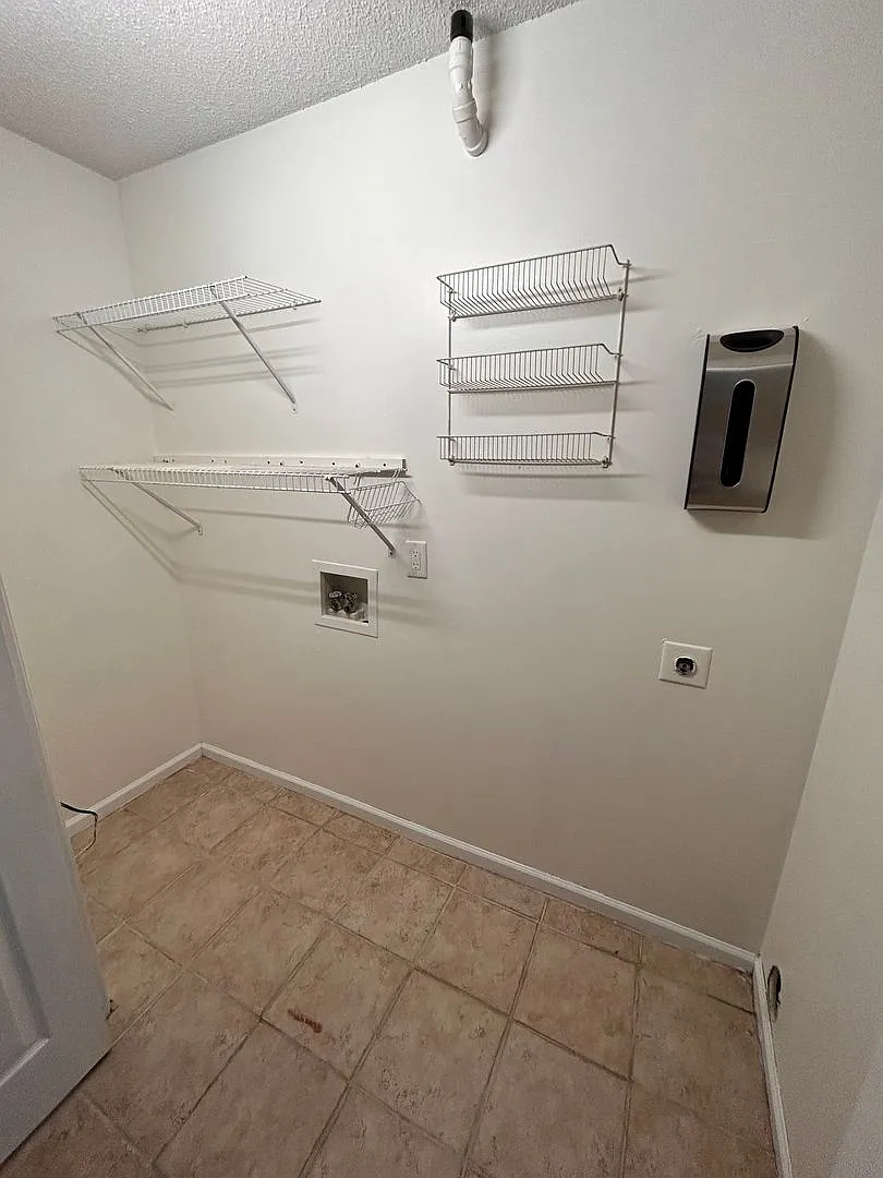 Townhome!! — Photo 4