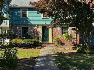 73 Woodlawn Ave, Needham, MA 02492