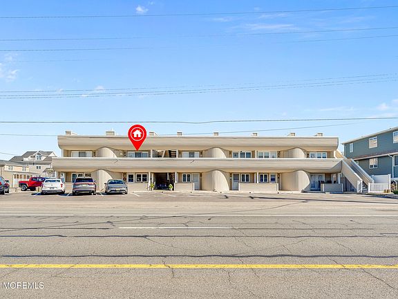 4th image of 2016 Route 35 N #2B