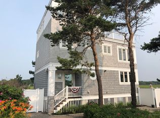 44 Ocean Ave, Wells, ME 04090