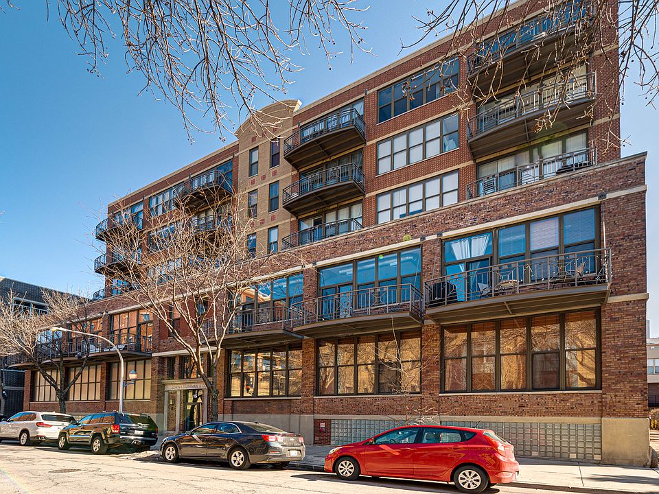1st image of 15 S Throop St APT 209