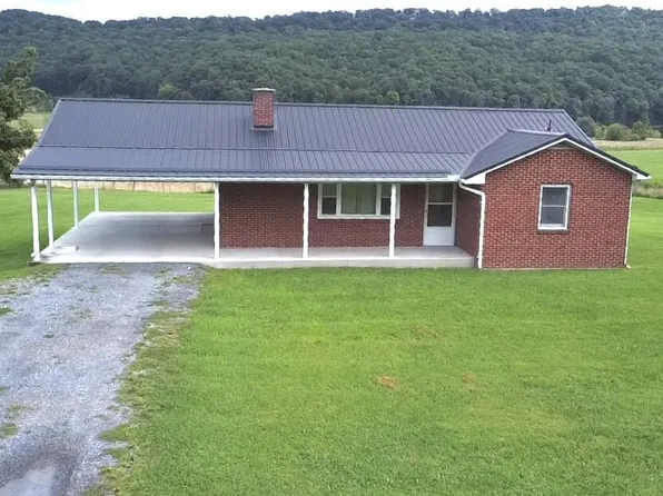 2134 Rich Creek Valley Rd, Peterstown, WV 24963