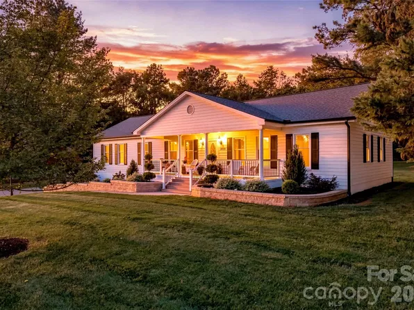 2429 Cassidy Dr, Davidson, NC 28036