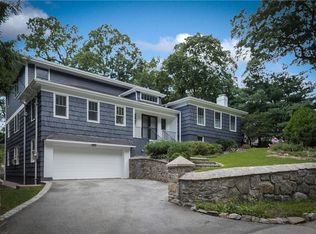 2 Locust Ln, Bronxville, NY 10708