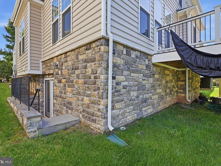 42522 Stratford Landing Dr — Photo 44