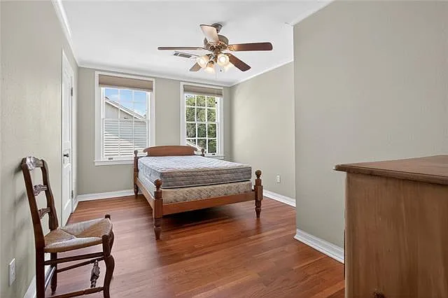 7933 Belfast St #UPPER — Photo 15