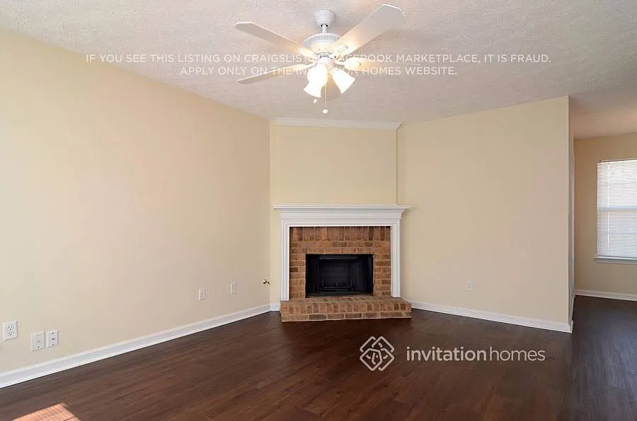 8119 Valley Ridge Dr Union City, GA 30291 — Photo 2