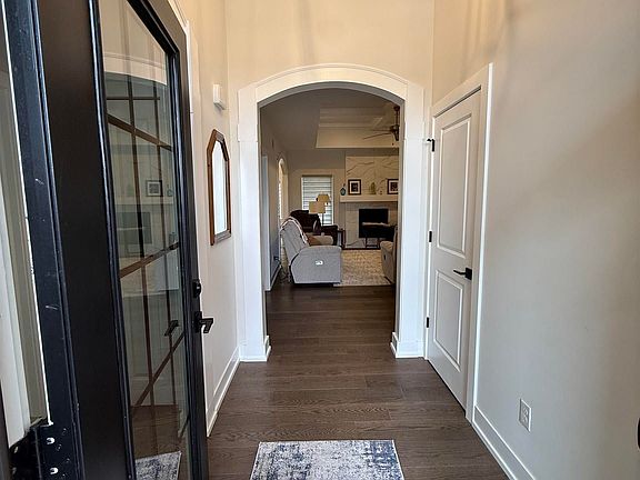 5th image of 55103 Saint Paul Rd