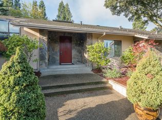 90 Stonepine Rd, Hillsborough, CA 94010