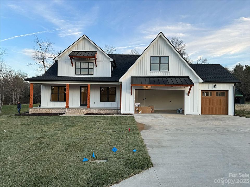 1st image of 183 Mavrick Dr