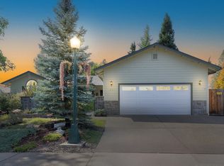 2642 SW Allen Creek Rd, Grants Pass, OR 97527