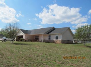 59 Brookfield Ln, Chatsworth, GA 30705