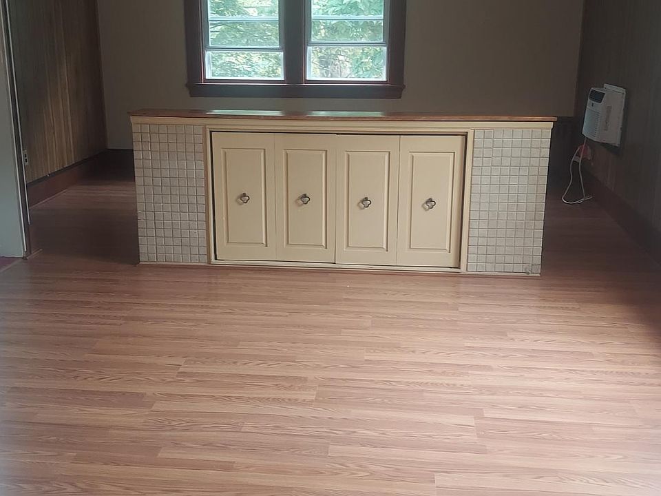 42 W Palisades Blvd Palisades Park NJ Zillow