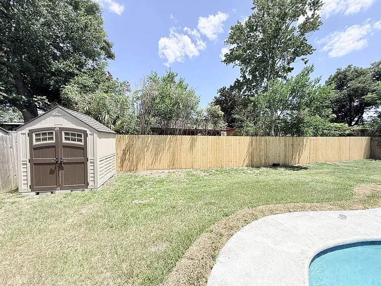7431 Arble Dr — Photo 33