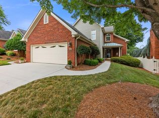 525 Claridge Cir, Winston Salem, NC 27106