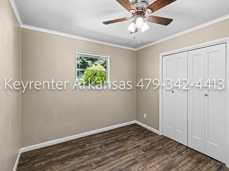 207 Carlton St — Photo 21