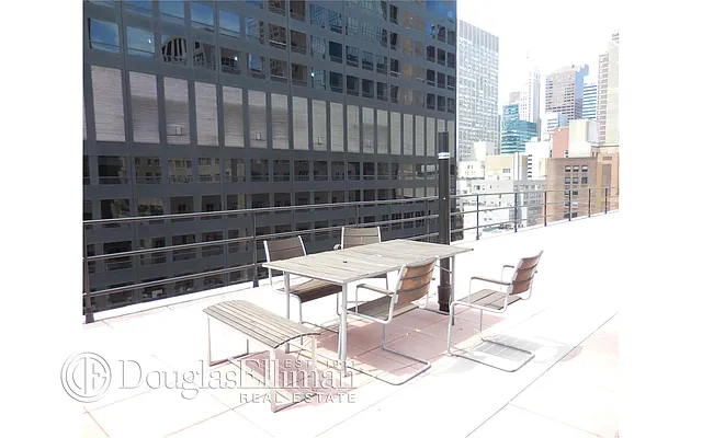 Sold by Douglas Elliman | media 19