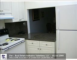 3rd image of 9491 Evergreen Pl APT 103