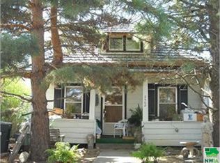 2408 Jay Ave, Sioux City, IA 51106