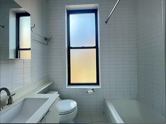 Rented by REAL New York | media 4