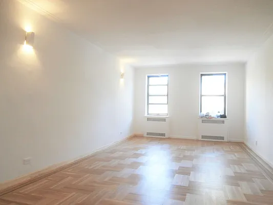 Rented by Bold New York | media 28