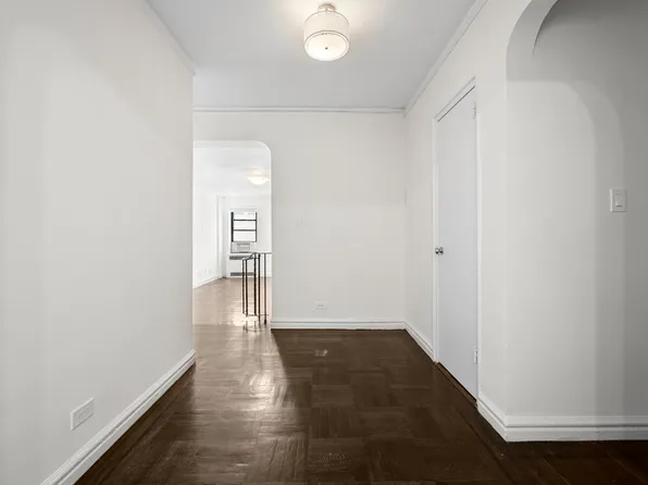 210 West 103rd Street 4C image 16 of 17